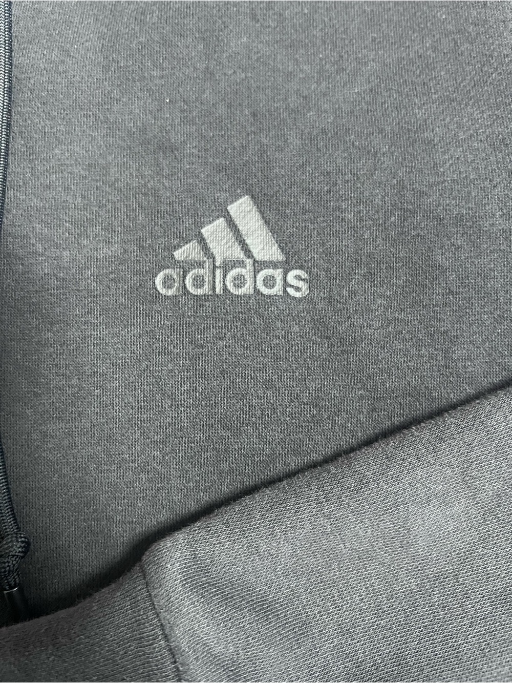 Adidas Black Hoodie with White Three-Stripe Detailing - Picture 5 of 10